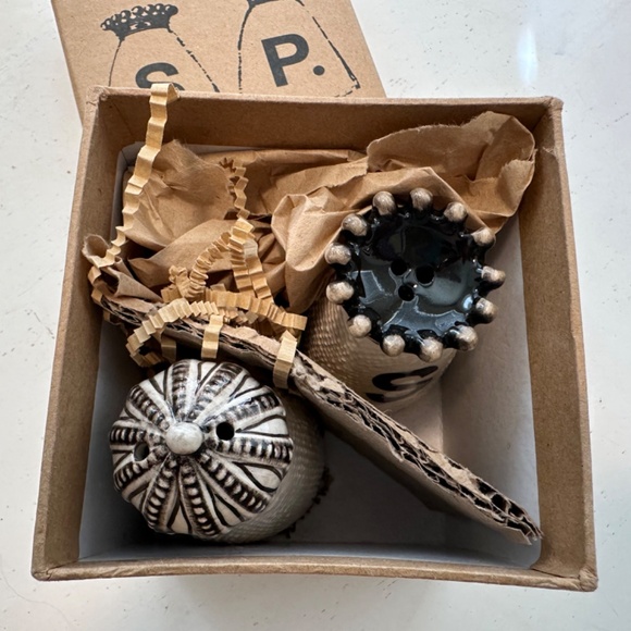 Rae Dunn by Magenta Crown salt & pepper shakers Sold Out - Picture 5 of 6